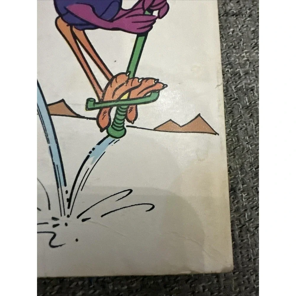 Road Runner Paperback Comic Book Now Age Books 63-2970 Warner Bros, Vintage 1971